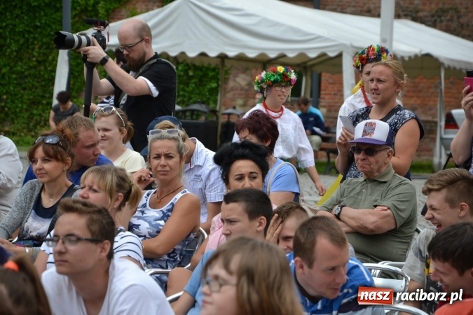 Zdjęcie w galerii na portalu naszraciborz.pl: XV Jubileuszowa Biesiada Śląska Szkół Specjalnych Bajtel Gala za nami  wiadomości z regionu