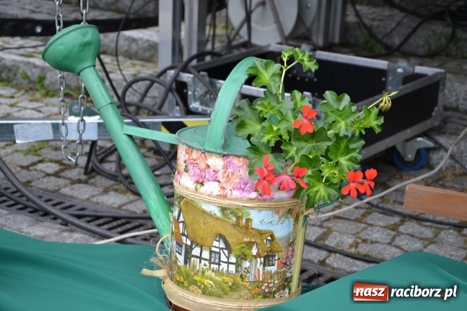 Zdjęcie w galerii na portalu naszraciborz.pl: XV Jubileuszowa Biesiada Śląska Szkół Specjalnych Bajtel Gala za nami  wiadomości z regionu