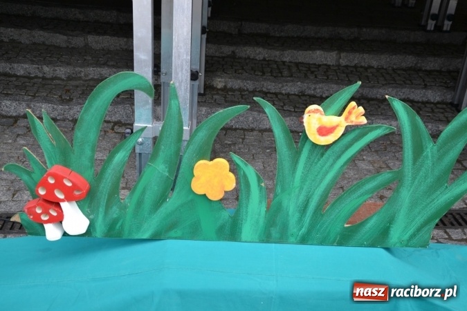 Zdjęcie w galerii na portalu naszraciborz.pl: XV Jubileuszowa Biesiada Śląska Szkół Specjalnych Bajtel Gala za nami  wiadomości z regionu