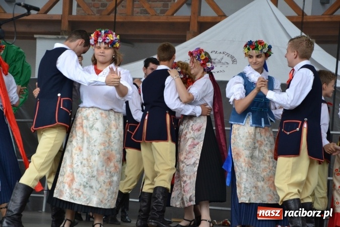 Zdjęcie w galerii na portalu naszraciborz.pl: XV Jubileuszowa Biesiada Śląska Szkół Specjalnych Bajtel Gala za nami  wiadomości z regionu