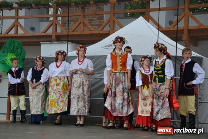 Zdjęcie w galerii na portalu naszraciborz.pl: XV Jubileuszowa Biesiada Śląska Szkół Specjalnych Bajtel Gala za nami  wiadomości z regionu