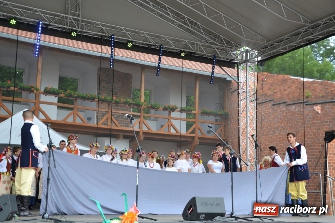 Zdjęcie w galerii na portalu naszraciborz.pl: XV Jubileuszowa Biesiada Śląska Szkół Specjalnych Bajtel Gala za nami  wiadomości z regionu