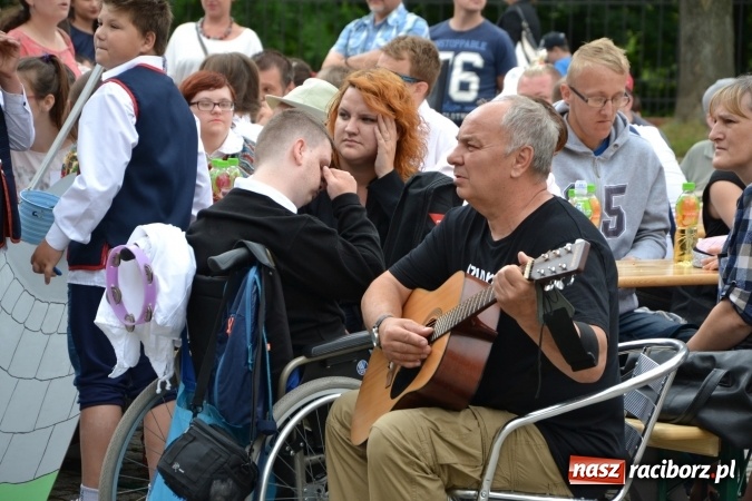 Zdjęcie w galerii na portalu naszraciborz.pl: XV Jubileuszowa Biesiada Śląska Szkół Specjalnych Bajtel Gala za nami  wiadomości z regionu