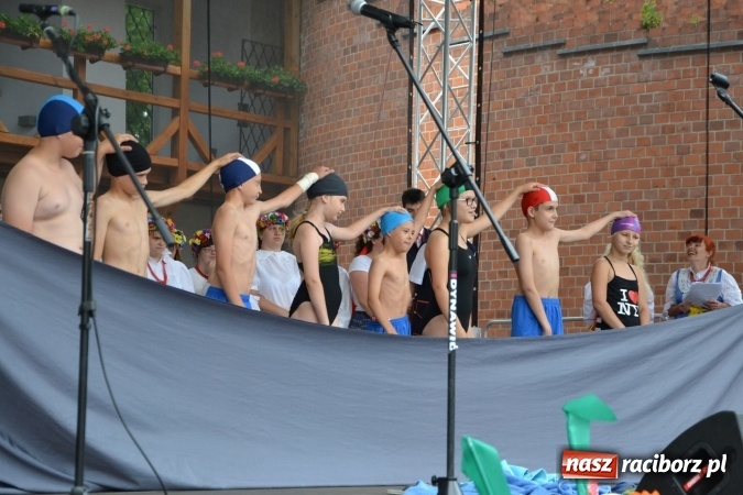 Zdjęcie w galerii na portalu naszraciborz.pl: XV Jubileuszowa Biesiada Śląska Szkół Specjalnych Bajtel Gala za nami  wiadomości z regionu