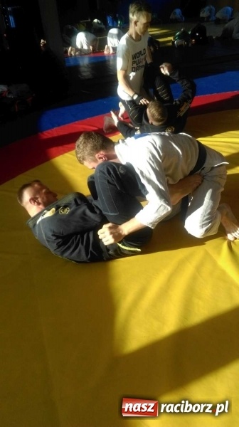 Zdjęcie w galerii na portalu naszraciborz.pl: Wspólny trening Łamatorów i Spartan  wiadomości z regionu