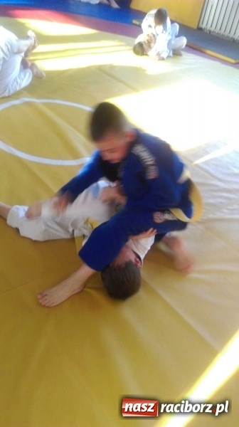 Zdjęcie w galerii na portalu naszraciborz.pl: Wspólny trening Łamatorów i Spartan  wiadomości z regionu