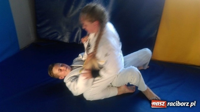 Zdjęcie w galerii na portalu naszraciborz.pl: Wspólny trening Łamatorów i Spartan  wiadomości z regionu