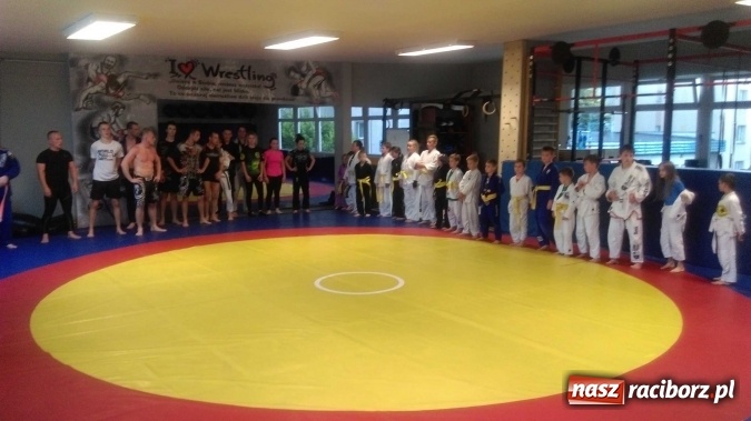 Zdjęcie w galerii na portalu naszraciborz.pl: Wspólny trening Łamatorów i Spartan  wiadomości z regionu