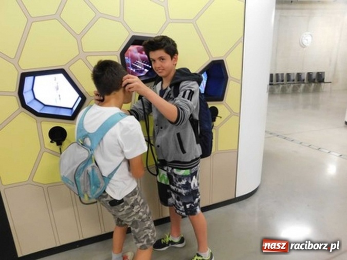 Zdjęcie w galerii na portalu naszraciborz.pl: Odkrywcy z SP 1 w świecie wynalazków wiadomości z regionu