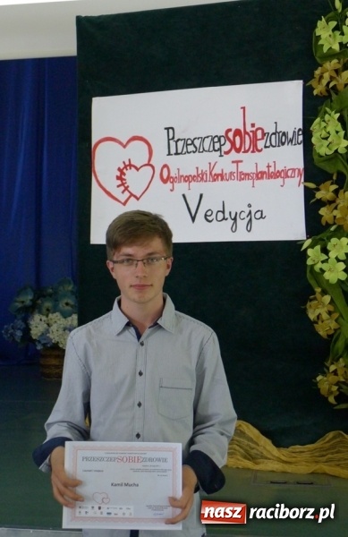 Zdjęcie w galerii na portalu naszraciborz.pl: Kamil Mucha zwycięzcą ogólnopolskiego konkursu transplantologicznego w Szczecinie  wiadomości z regionu