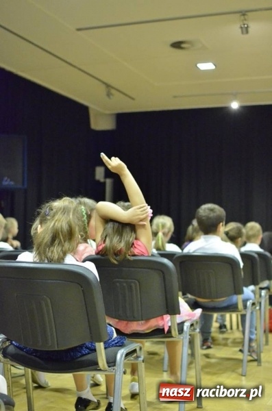 Zdjęcie w galerii na portalu naszraciborz.pl: W Raciborskim Centrum Kultury podsumowano cykl koncertów umuzykalniających dla dzieci wiadomości z regionu