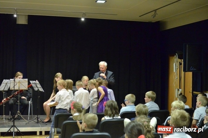Zdjęcie w galerii na portalu naszraciborz.pl: W Raciborskim Centrum Kultury podsumowano cykl koncertów umuzykalniających dla dzieci wiadomości z regionu