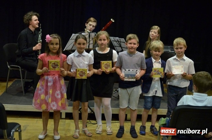 Zdjęcie w galerii na portalu naszraciborz.pl: W Raciborskim Centrum Kultury podsumowano cykl koncertów umuzykalniających dla dzieci wiadomości z regionu