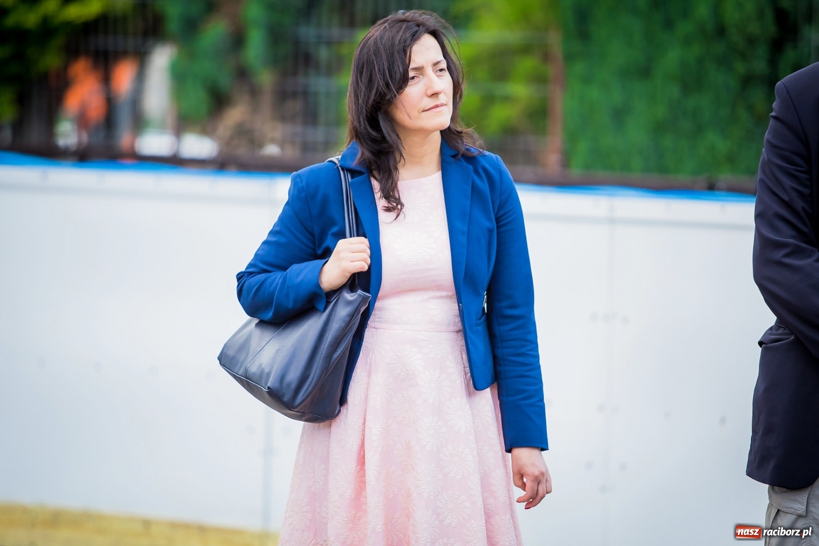 Zdjęcie w galerii na portalu naszraciborz.pl: Kryte lodowisko w Raciborzu coraz bliżej. Posłowie wizytowali nasze obiekty sportowe wiadomości z regionu