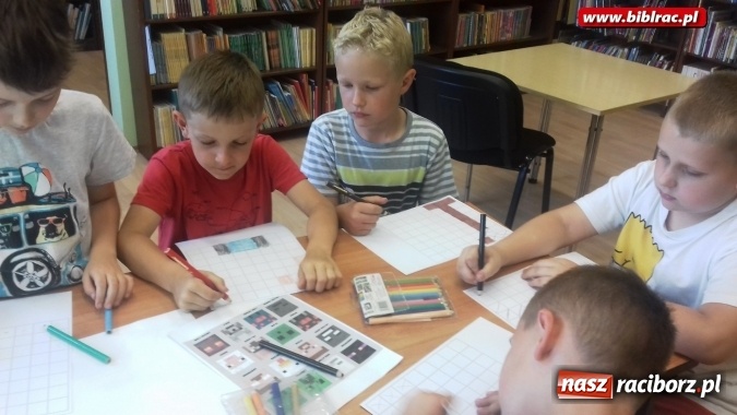 Zdjęcie w galerii na portalu naszraciborz.pl: Warsztaty na 5 - Minecraftowe obrazki w raciborskiej bibliotece  wiadomości z regionu