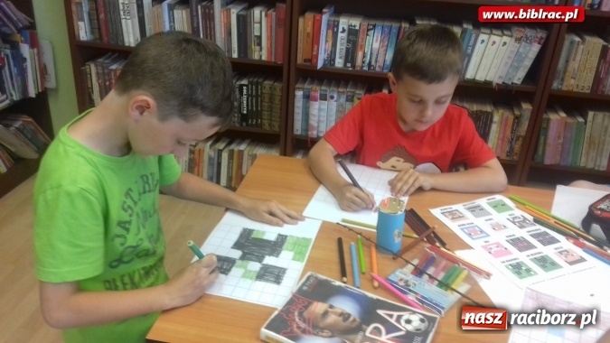 Zdjęcie w galerii na portalu naszraciborz.pl: Warsztaty na 5 - Minecraftowe obrazki w raciborskiej bibliotece  wiadomości z regionu