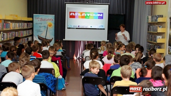 Zdjęcie w galerii na portalu naszraciborz.pl: Finał innowacyjnego programu edukacyjnego Aflatoun w raciborskiej bibliotece  wiadomości z regionu
