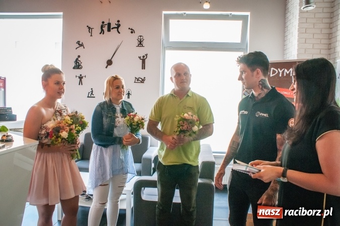 Zdjęcie w galerii na portalu naszraciborz.pl: Pierwszy projekt metamorfoz Dymel Culinary Studio – Catering Dietetyczny i Brooklyn Gym dobiegł końca. Zobacz, jak zmieniła się uczestniczka programu!  wiadomości z regionu