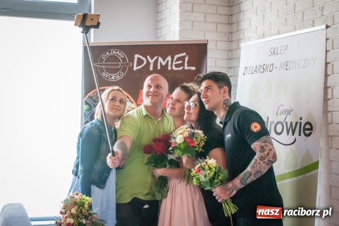 Zdjęcie w galerii na portalu naszraciborz.pl: Pierwszy projekt metamorfoz Dymel Culinary Studio – Catering Dietetyczny i Brooklyn Gym dobiegł końca. Zobacz, jak zmieniła się uczestniczka programu!  wiadomości z regionu