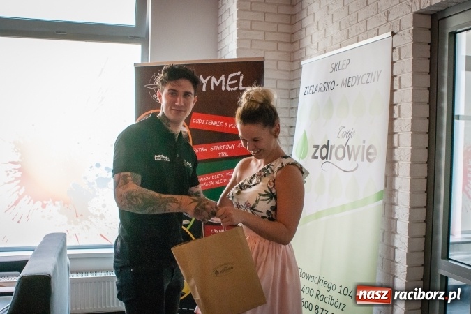 Zdjęcie w galerii na portalu naszraciborz.pl: Pierwszy projekt metamorfoz Dymel Culinary Studio – Catering Dietetyczny i Brooklyn Gym dobiegł końca. Zobacz, jak zmieniła się uczestniczka programu!  wiadomości z regionu
