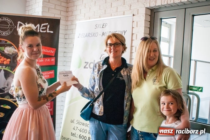 Zdjęcie w galerii na portalu naszraciborz.pl: Pierwszy projekt metamorfoz Dymel Culinary Studio – Catering Dietetyczny i Brooklyn Gym dobiegł końca. Zobacz, jak zmieniła się uczestniczka programu!  wiadomości z regionu