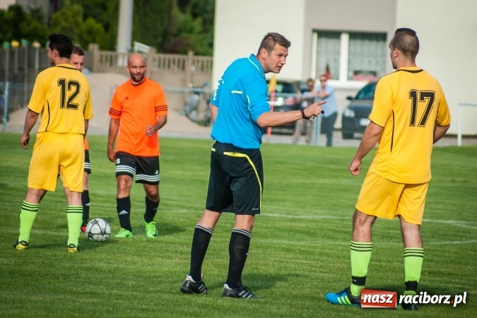 Zdjęcie w galerii na portalu naszraciborz.pl: Wojciech Pytlik naprawił swój błąd. Remis w meczu Studziennej z Chałupkami wiadomości z regionu