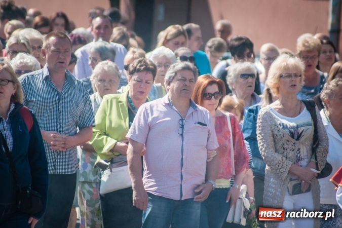 Zdjęcie w galerii na portalu naszraciborz.pl: Boże Ciało w parafii WNMP przy Rynku  wiadomości z regionu