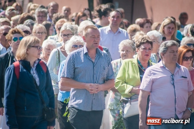Zdjęcie w galerii na portalu naszraciborz.pl: Boże Ciało w parafii WNMP przy Rynku  wiadomości z regionu