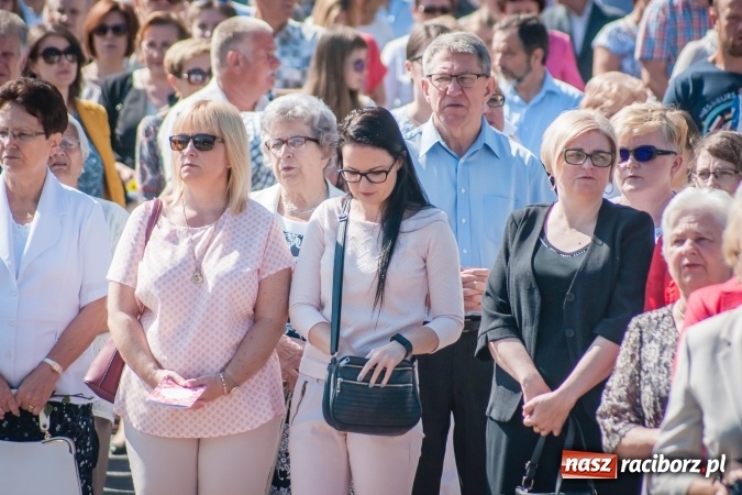 Zdjęcie w galerii na portalu naszraciborz.pl: Boże Ciało w parafii WNMP przy Rynku  wiadomości z regionu
