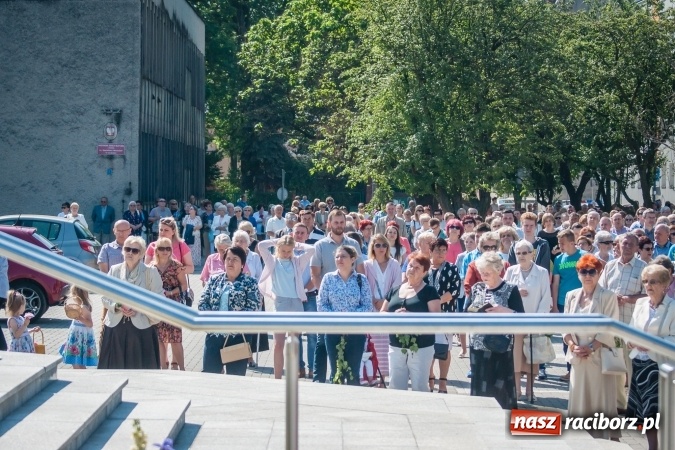 Zdjęcie w galerii na portalu naszraciborz.pl: Boże Ciało w parafii WNMP przy Rynku  wiadomości z regionu