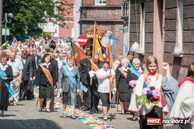 Zdjęcie w galerii na portalu naszraciborz.pl: Boże Ciało w parafii WNMP przy Rynku  wiadomości z regionu