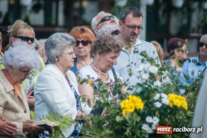 Zdjęcie w galerii na portalu naszraciborz.pl: Boże Ciało w parafii WNMP przy Rynku  wiadomości z regionu