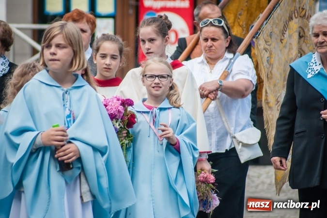 Zdjęcie w galerii na portalu naszraciborz.pl: Boże Ciało w parafii WNMP przy Rynku  wiadomości z regionu
