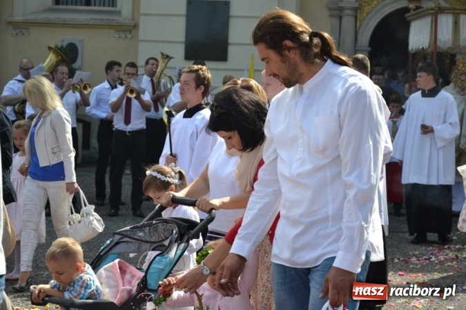 Zdjęcie w galerii na portalu naszraciborz.pl: Procesja Bożego Ciała w Rudach  wiadomości z regionu