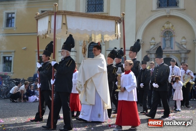 Zdjęcie w galerii na portalu naszraciborz.pl: Procesja Bożego Ciała w Rudach  wiadomości z regionu