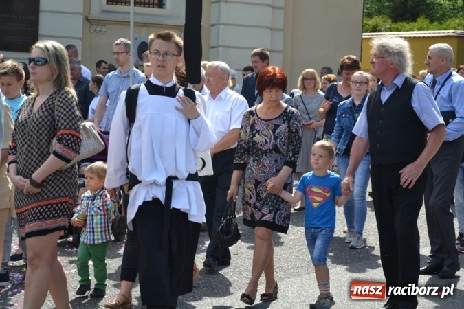 Zdjęcie w galerii na portalu naszraciborz.pl: Procesja Bożego Ciała w Rudach  wiadomości z regionu