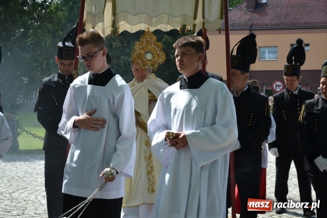 Zdjęcie w galerii na portalu naszraciborz.pl: Procesja Bożego Ciała w Rudach  wiadomości z regionu