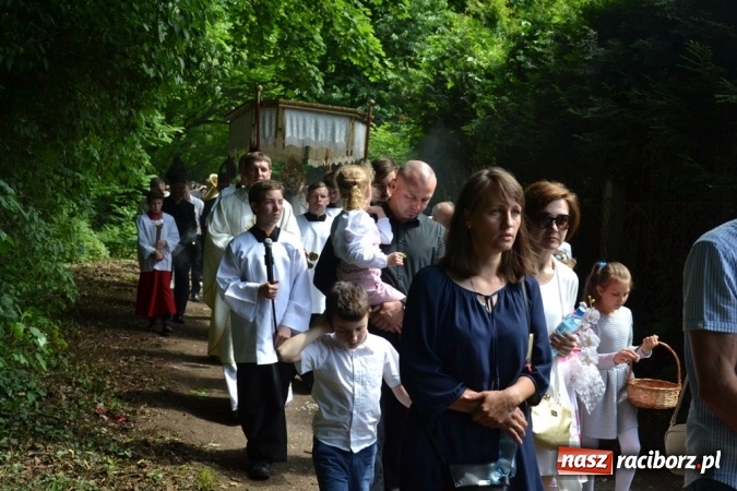 Zdjęcie w galerii na portalu naszraciborz.pl: Procesja Bożego Ciała w Rudach  wiadomości z regionu