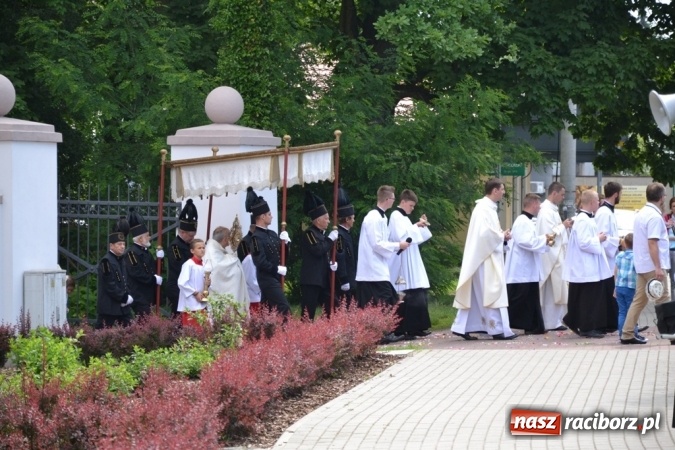 Zdjęcie w galerii na portalu naszraciborz.pl: Procesja Bożego Ciała w Rudach  wiadomości z regionu