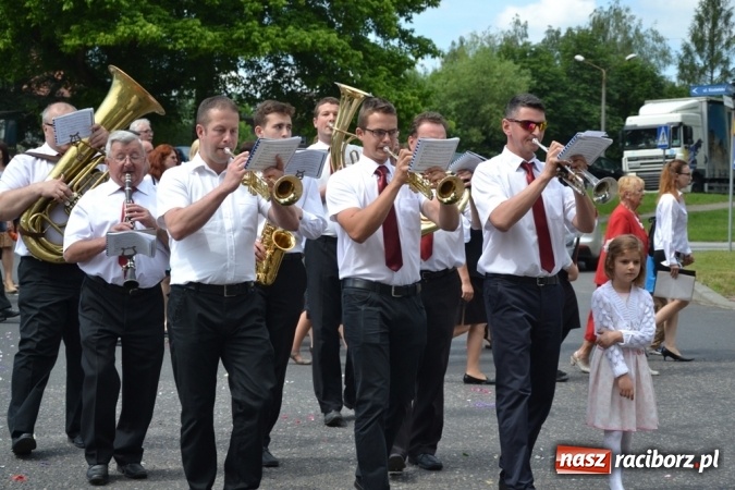 Zdjęcie w galerii na portalu naszraciborz.pl: Procesja Bożego Ciała w Rudach  wiadomości z regionu