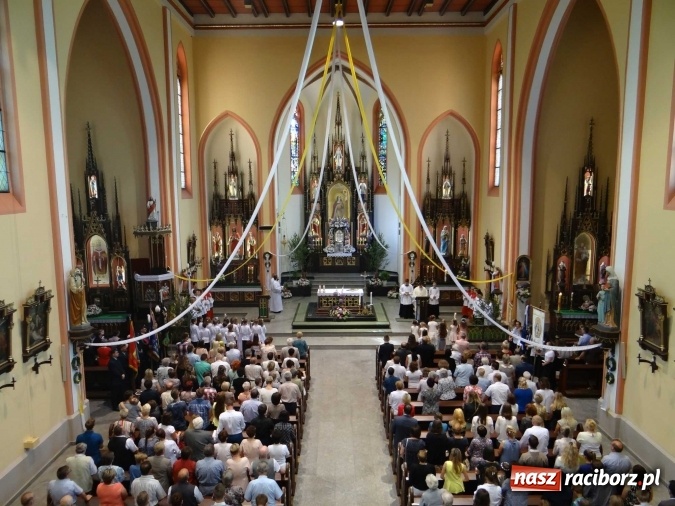 Zdjęcie w galerii na portalu naszraciborz.pl: Procesja Bożego Ciała w parafii Racibórz-Markowice wiadomości z regionu