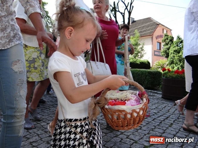 Zdjęcie w galerii na portalu naszraciborz.pl: Procesja Bożego Ciała w parafii Racibórz-Markowice wiadomości z regionu