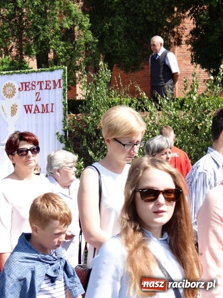 Zdjęcie w galerii na portalu naszraciborz.pl: Procesja Bożego Ciała w parafii Racibórz-Markowice wiadomości z regionu