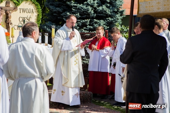 Zdjęcie w galerii na portalu naszraciborz.pl: Procesja Bożego Ciała w Studziennej wiadomości z regionu