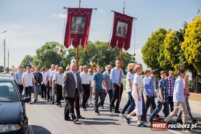 Zdjęcie w galerii na portalu naszraciborz.pl: Procesja Bożego Ciała w Studziennej wiadomości z regionu