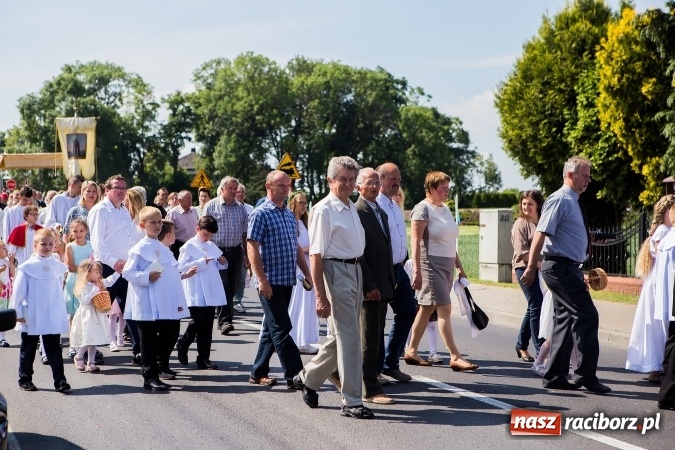 Zdjęcie w galerii na portalu naszraciborz.pl: Procesja Bożego Ciała w Studziennej wiadomości z regionu