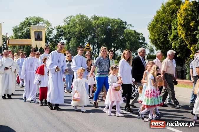 Zdjęcie w galerii na portalu naszraciborz.pl: Procesja Bożego Ciała w Studziennej wiadomości z regionu