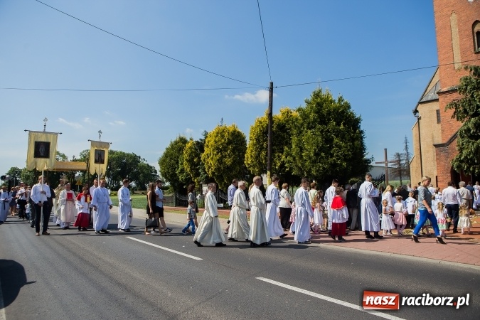 Zdjęcie w galerii na portalu naszraciborz.pl: Procesja Bożego Ciała w Studziennej wiadomości z regionu