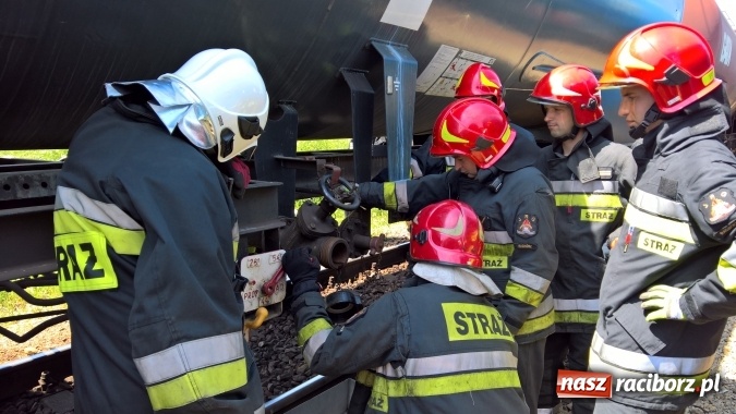 Zdjęcie w galerii na portalu naszraciborz.pl: Groźny wyciek etanolu w Chałupkach  wiadomości z regionu