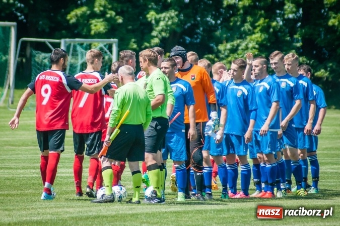 Zdjęcie w galerii na portalu naszraciborz.pl: A klasa: Ważne spotkanie o utrzymanie, zakończone podziałem punktów wiadomości z regionu